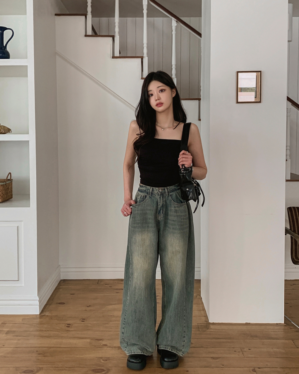 민소매 모델 착용 이미지-S1L98