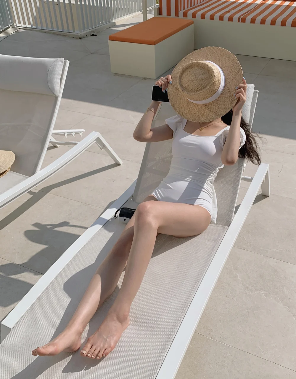 드레스 모델 착용 이미지-S1L10