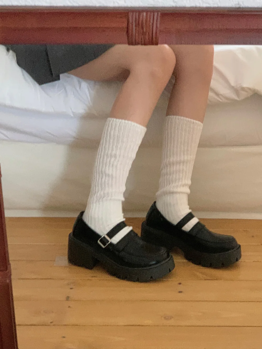 블라우스 모델 착용 이미지-S1L150