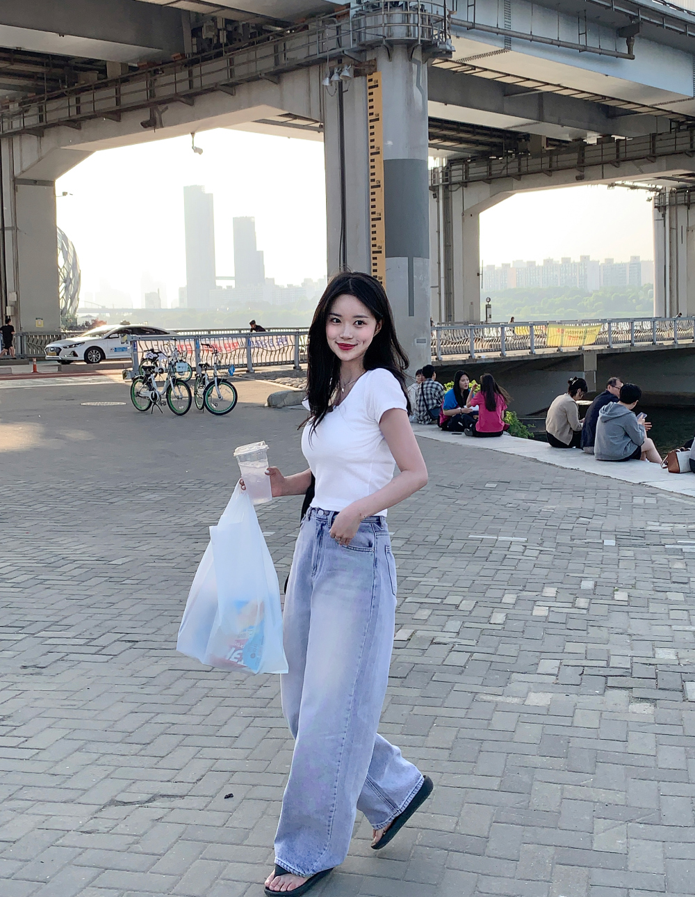 바지 모델 착용 이미지-S7L16