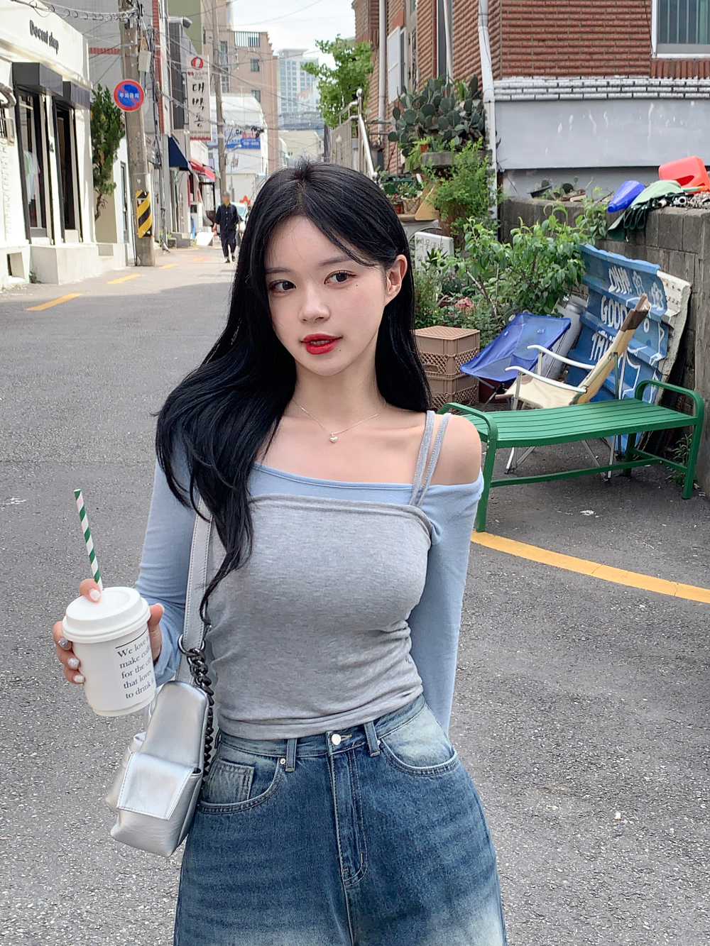 바지 모델 착용 이미지-S18L3