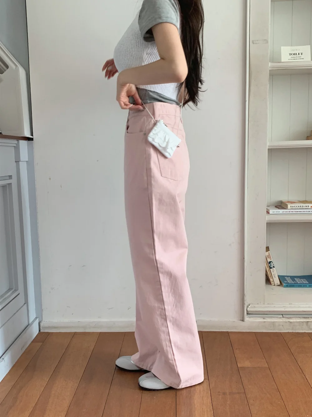 반팔 티셔츠 모델 착용 이미지-S3L15