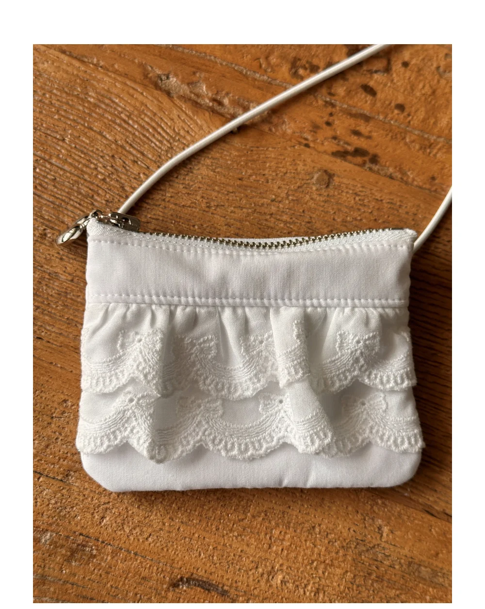 반팔 티셔츠 크림 색상 이미지-S1L62