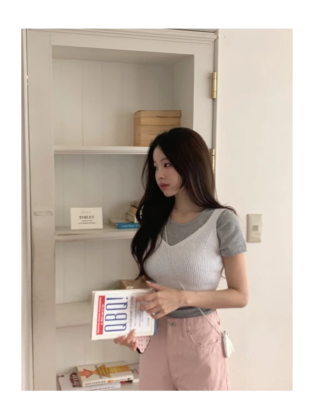 반팔 티셔츠 모델 착용 이미지-S5L3