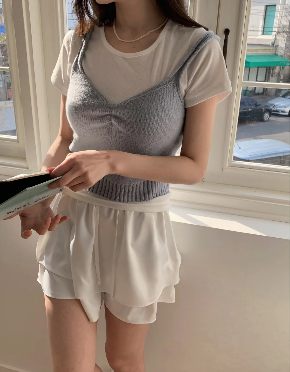 반팔 티셔츠 모델 착용 이미지-S2L2