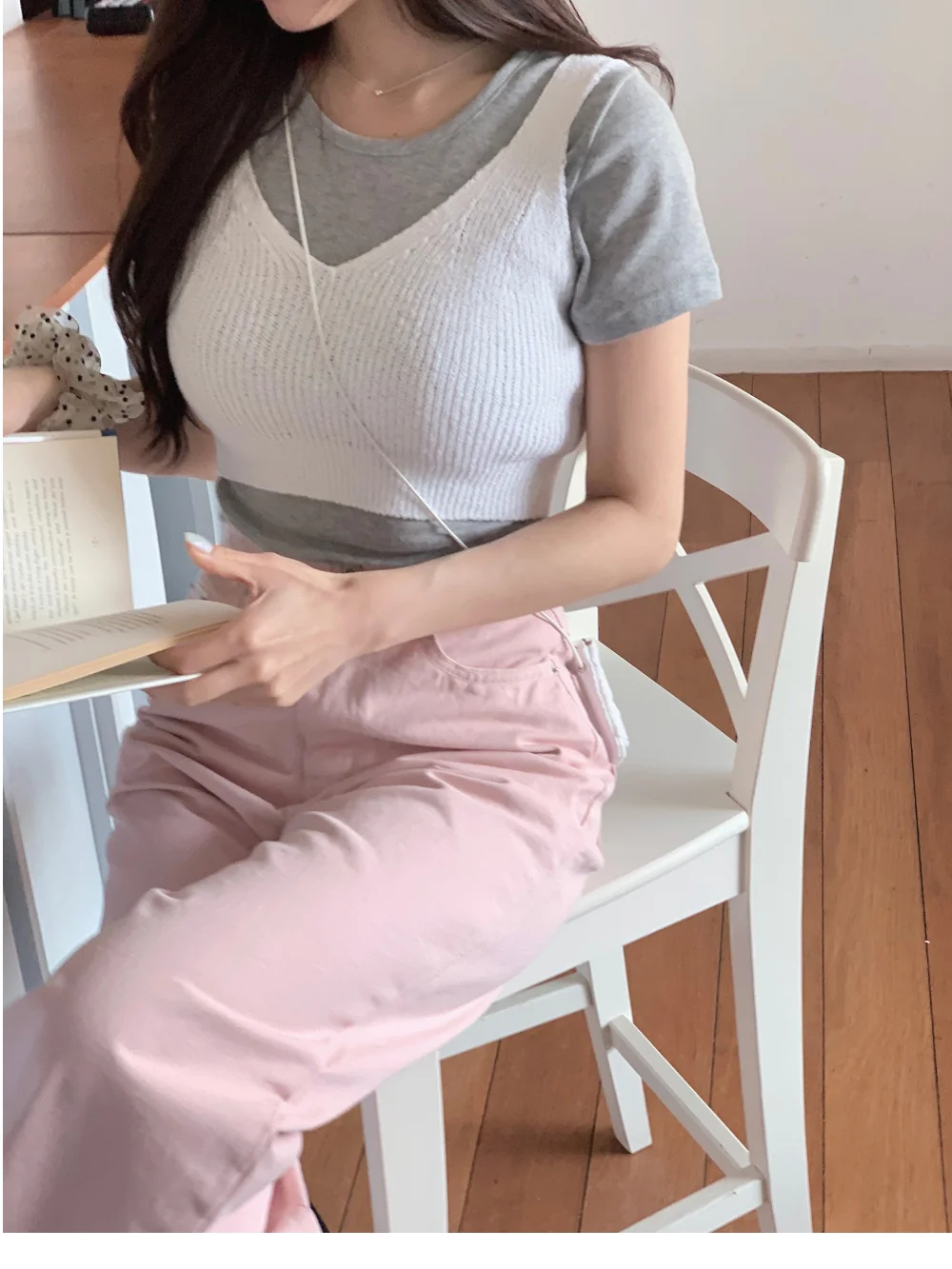 반팔 티셔츠 모델 착용 이미지-S5L6