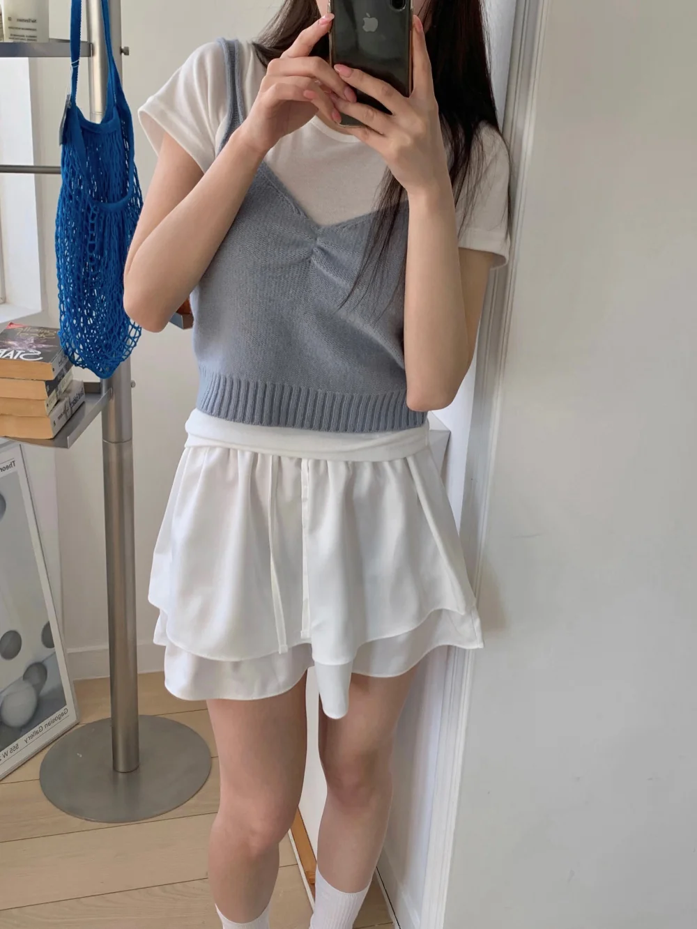 반팔 티셔츠 모델 착용 이미지-S1L33