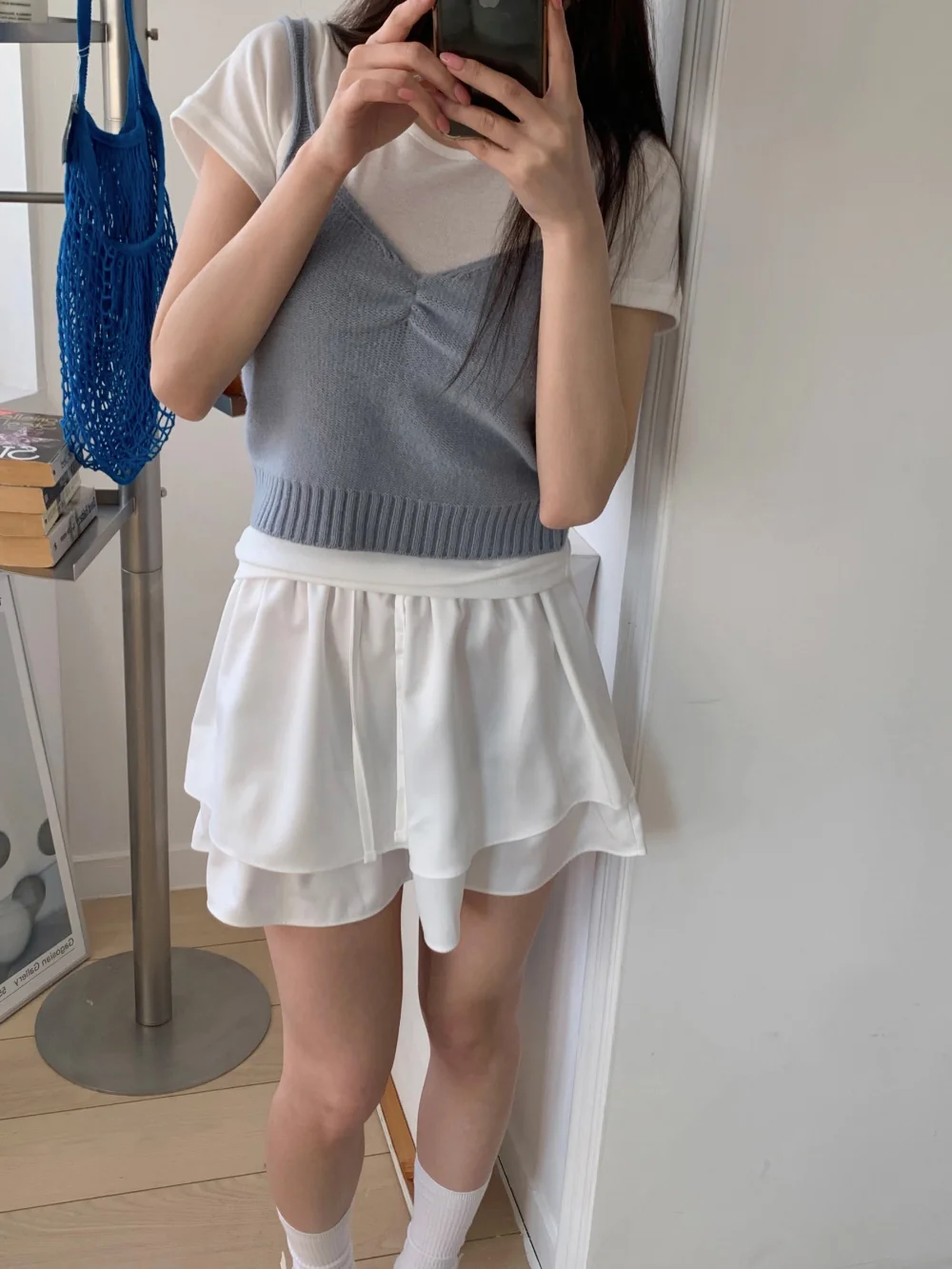 반팔 티셔츠 모델 착용 이미지-S1L41