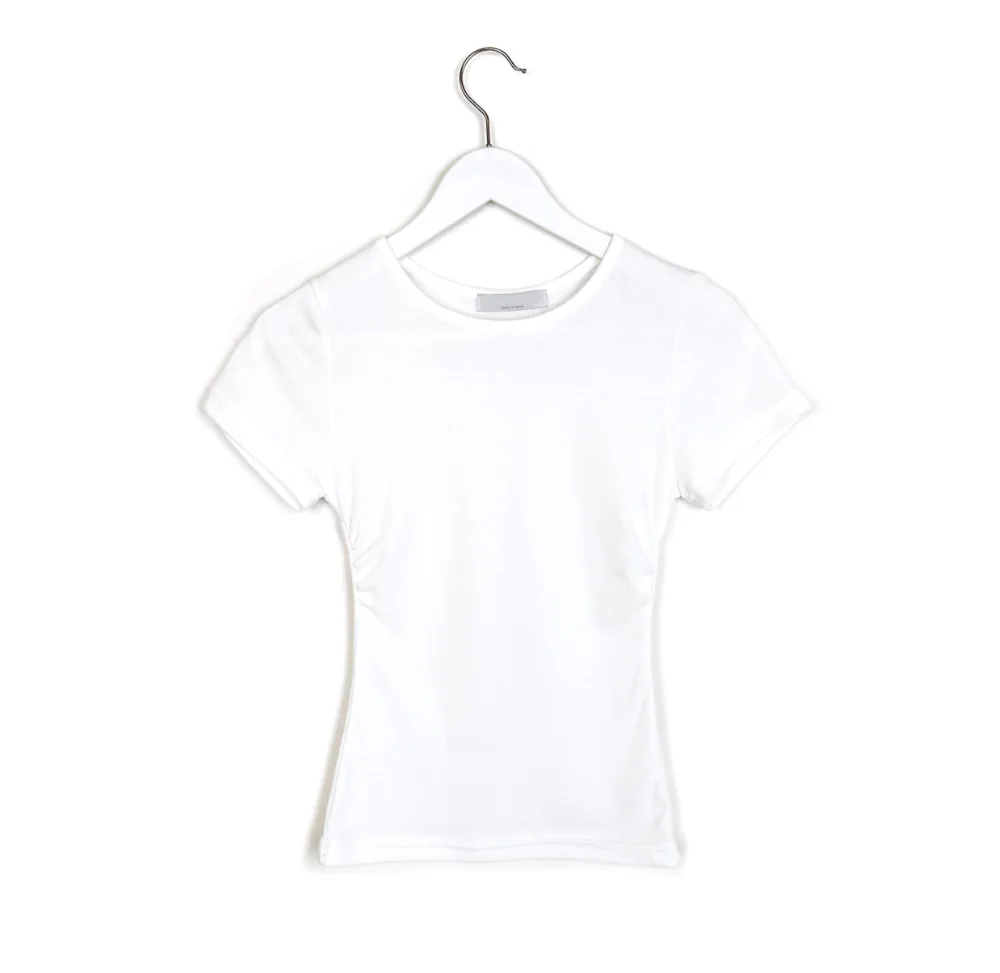 반팔 티셔츠 화이트 색상 이미지-S3L3