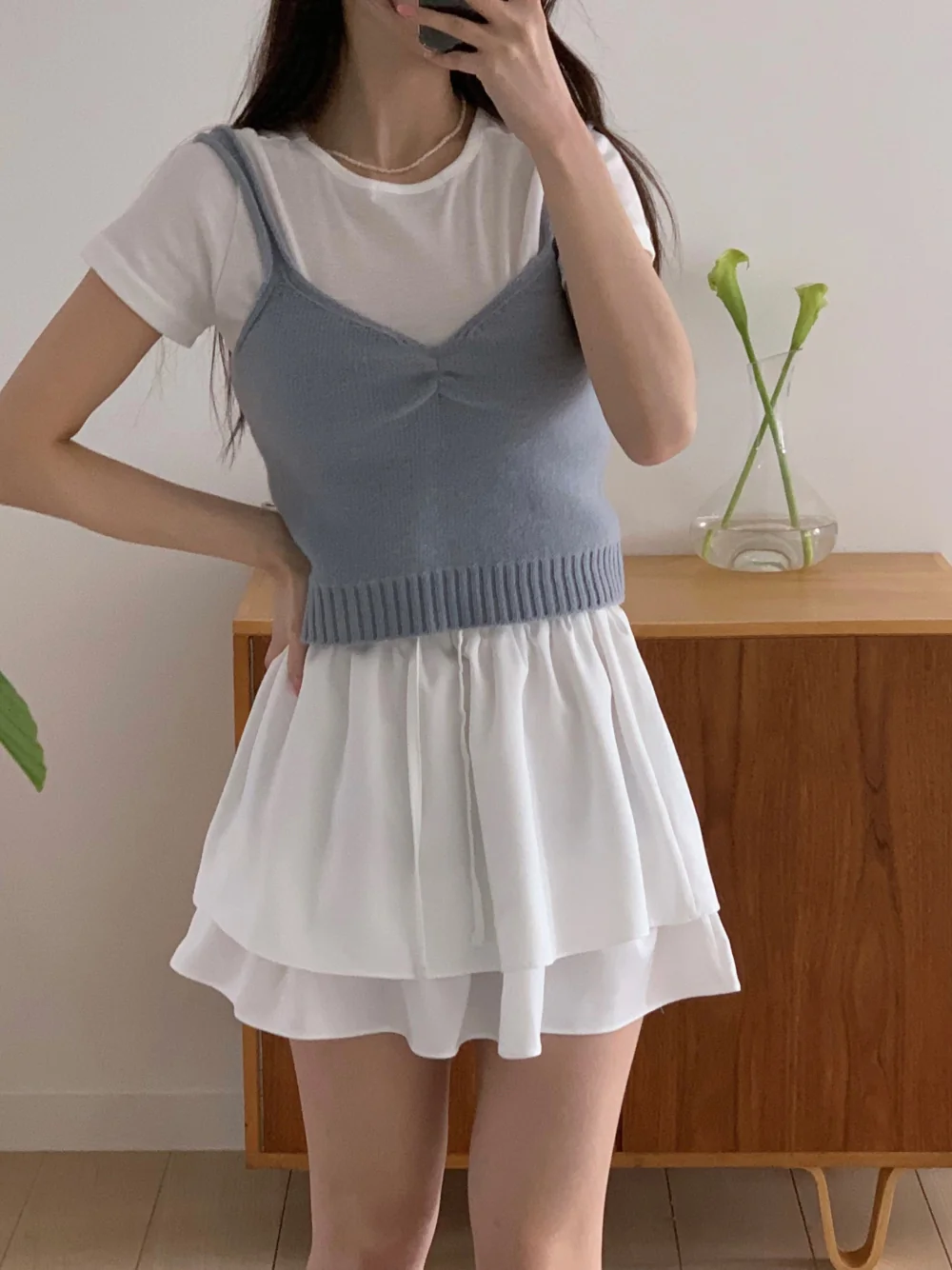 반팔 티셔츠 모델 착용 이미지-S1L48