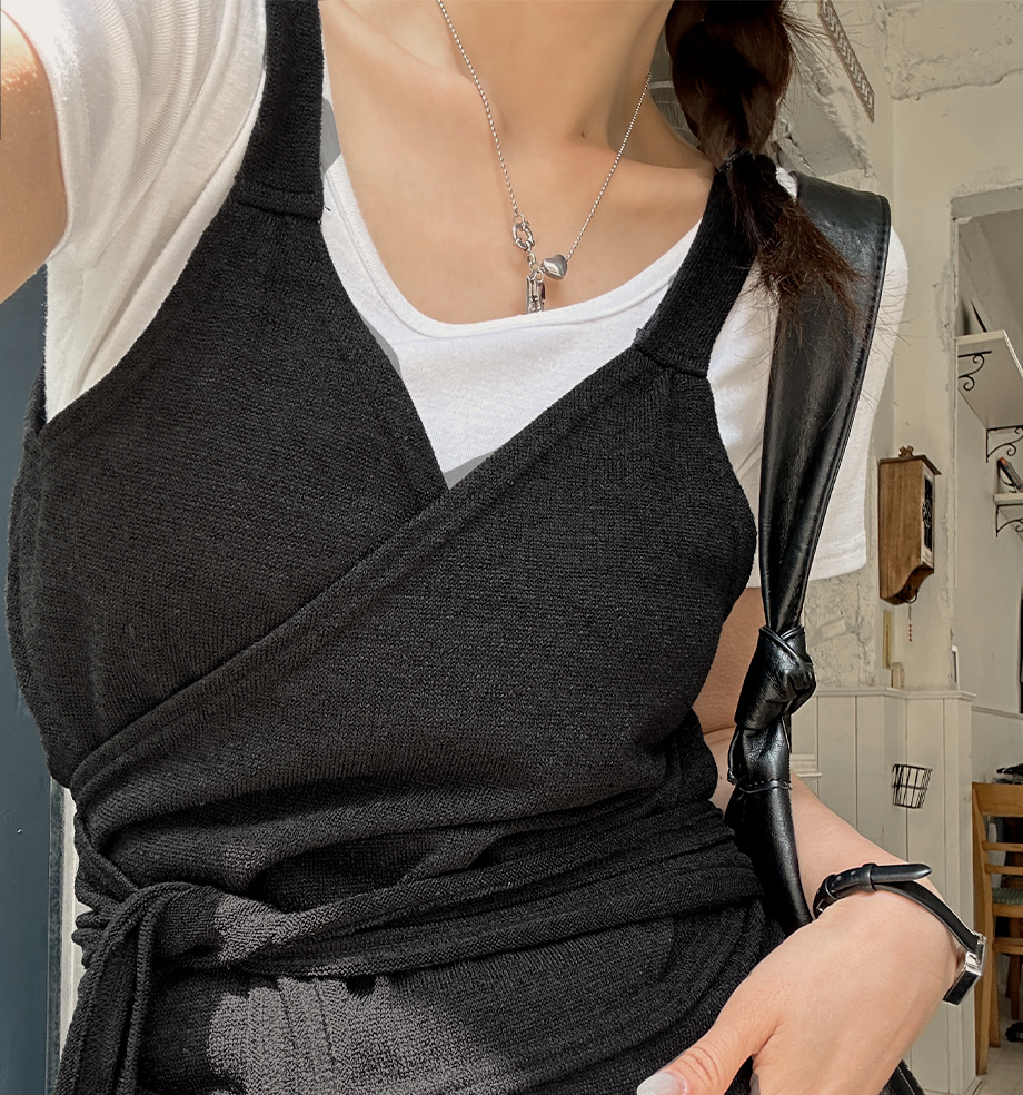 리리앤코 다엘리오 랩스타일 스트랩 레이어드 뷔스티에