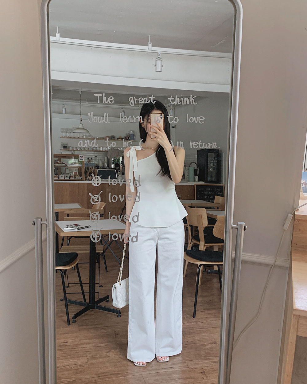민소매 모델 착용 이미지-S1L40