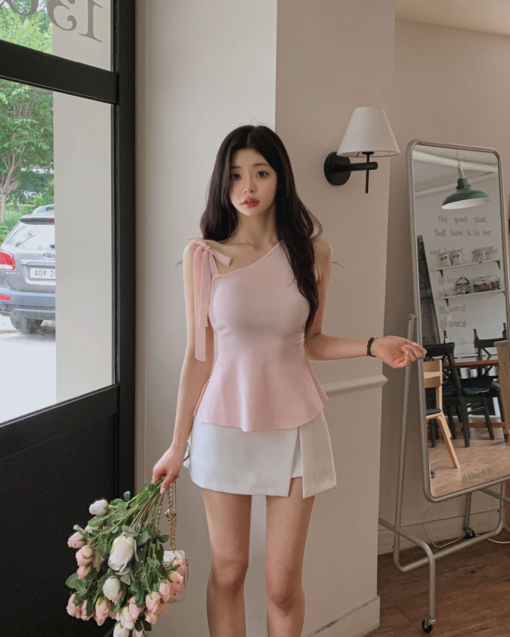 민소매 모델 착용 이미지-S1L60