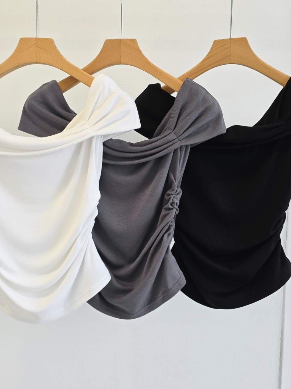 민소매 상품 이미지-S1L5