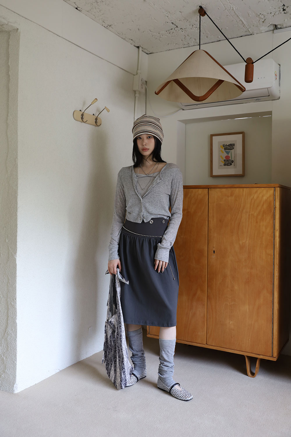 가방 모델 착용 이미지-S1L23