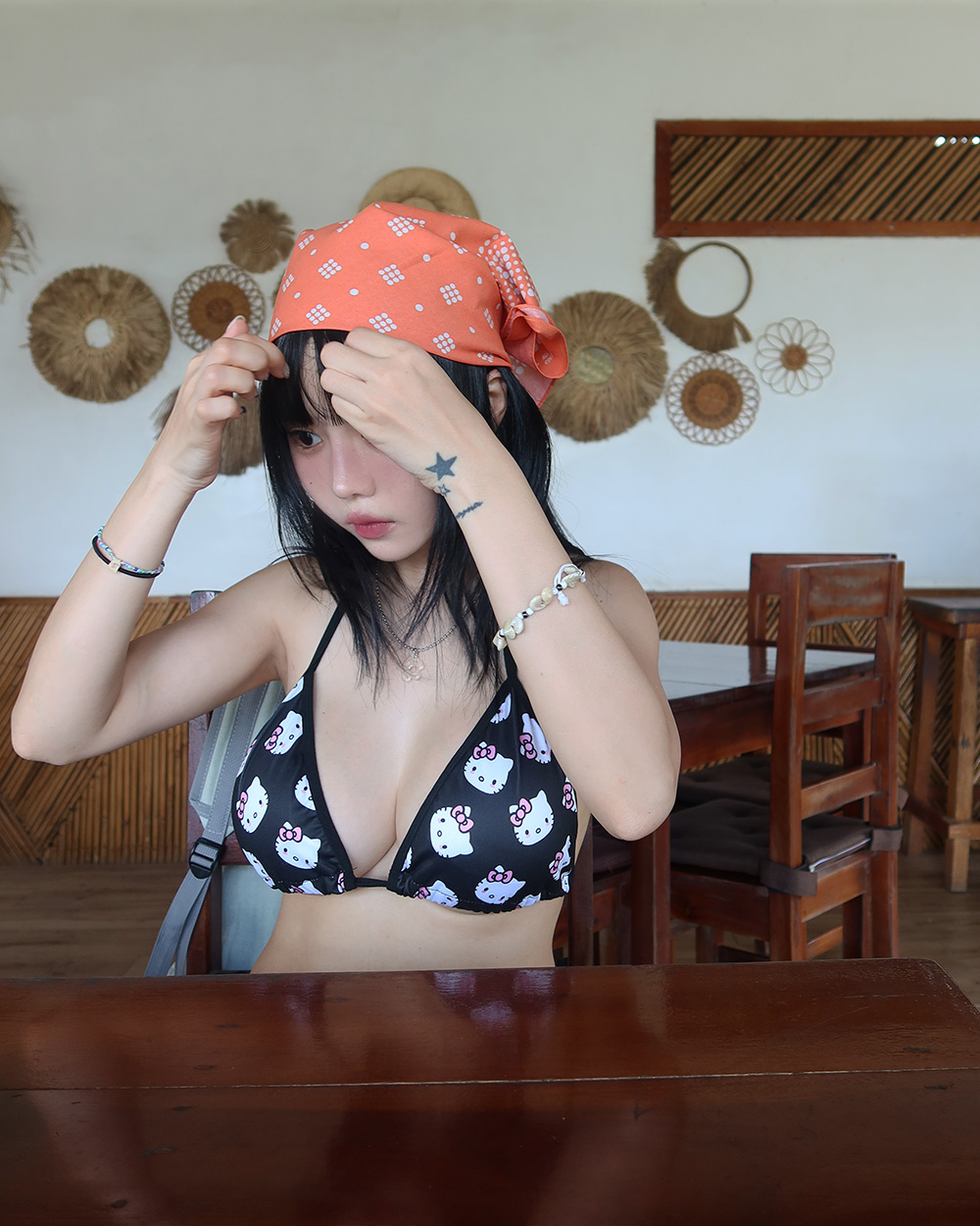 수영복/속옷 모델 착용 이미지-S1L81