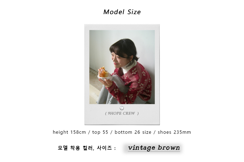 가방 모델 착용 이미지-S3L2